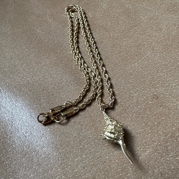 Gold plated stainless steel rope chain w shell charm vintage vibes shore coastal - Picture 9 of 14